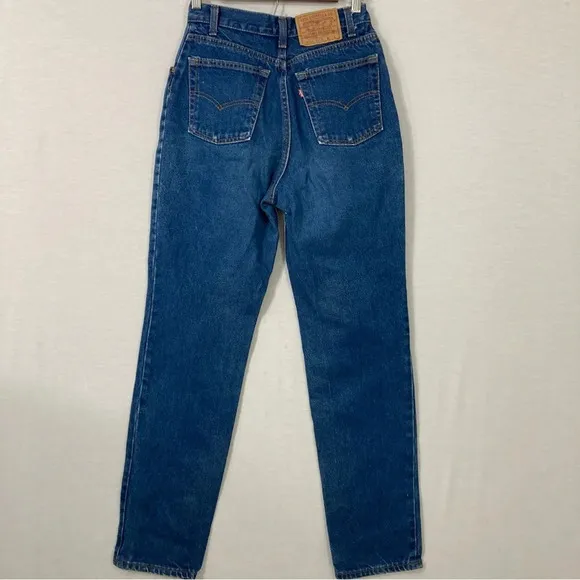 Vintage Levi's Women's Made in USA High Rise Straight Leg Jeans size W26 L30