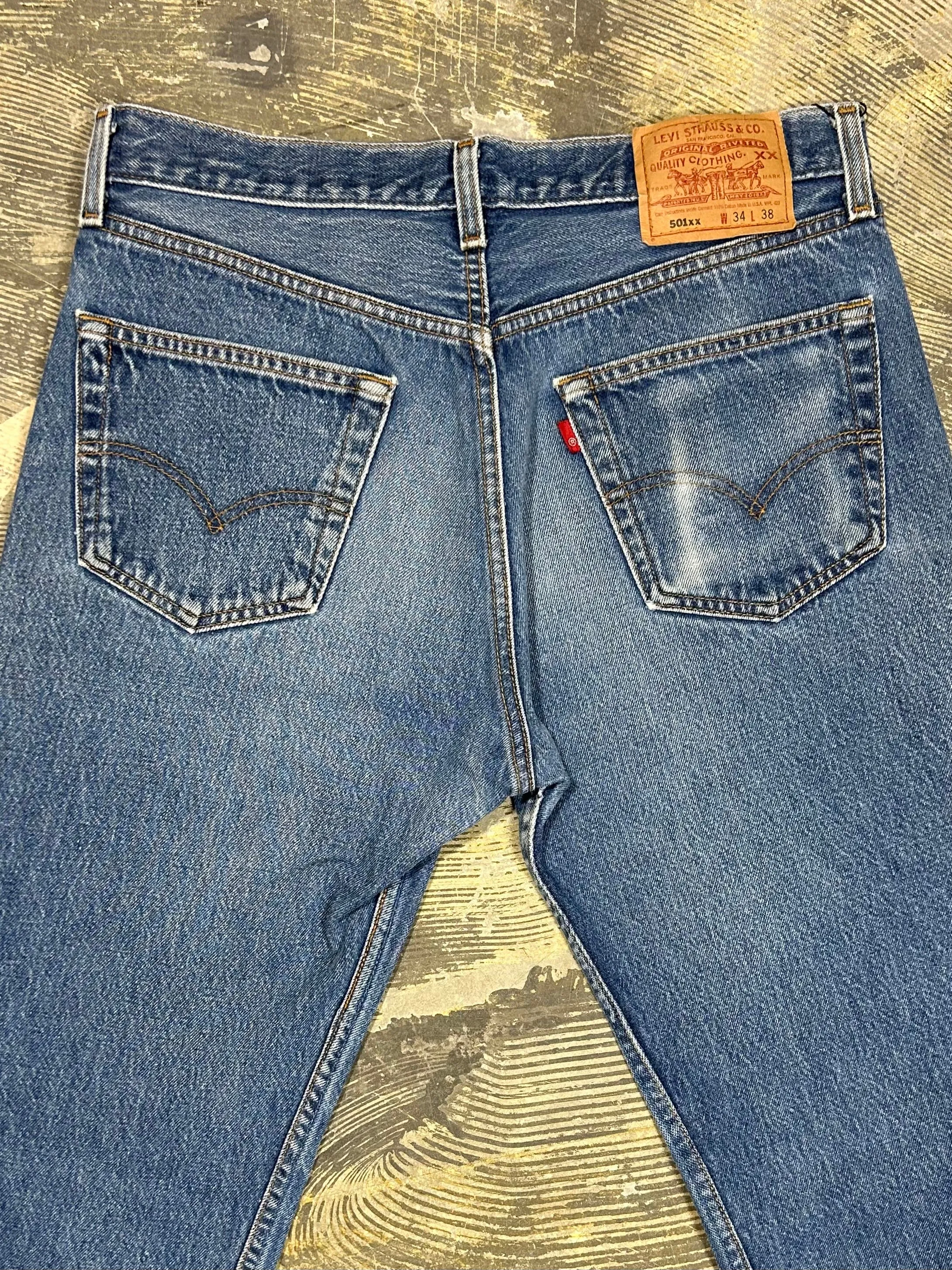 Vintage USA Levi 501xx Premium Wash Jeans (JYJ0124-020)