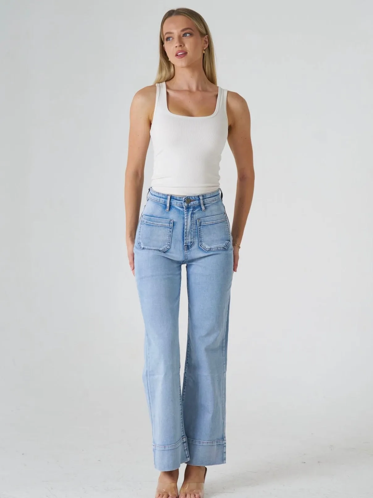 Wakee : Marlo Wide Leg Jeans : Light Wash