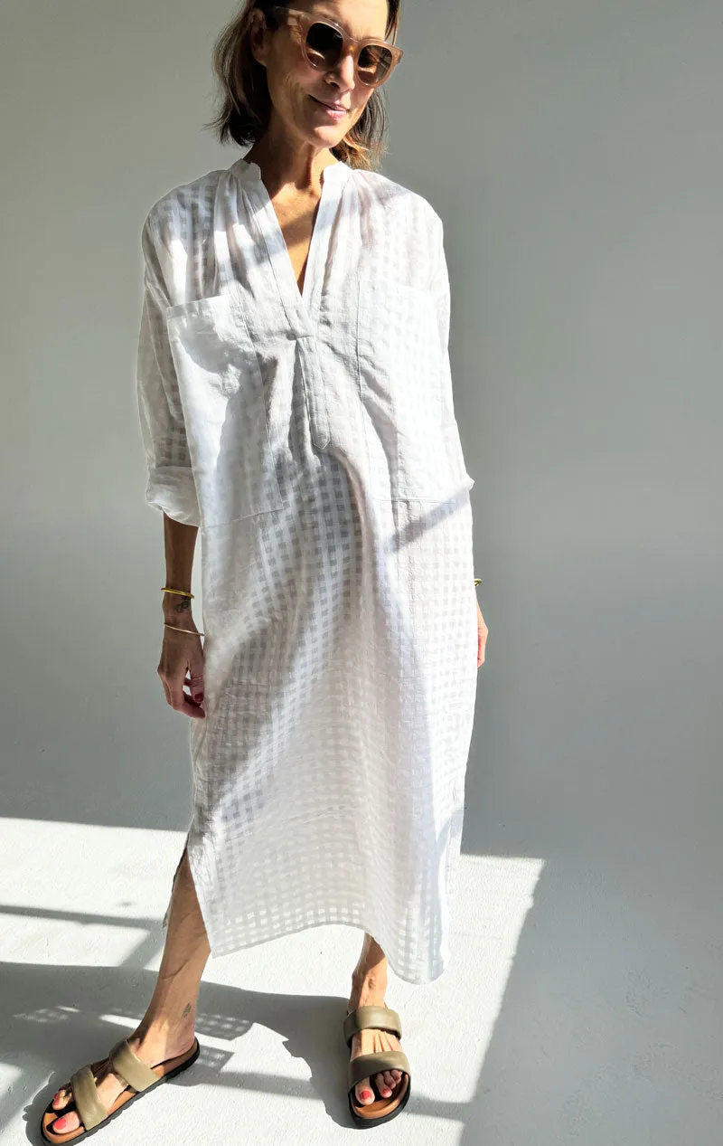 White Grid Two Pocket caftan