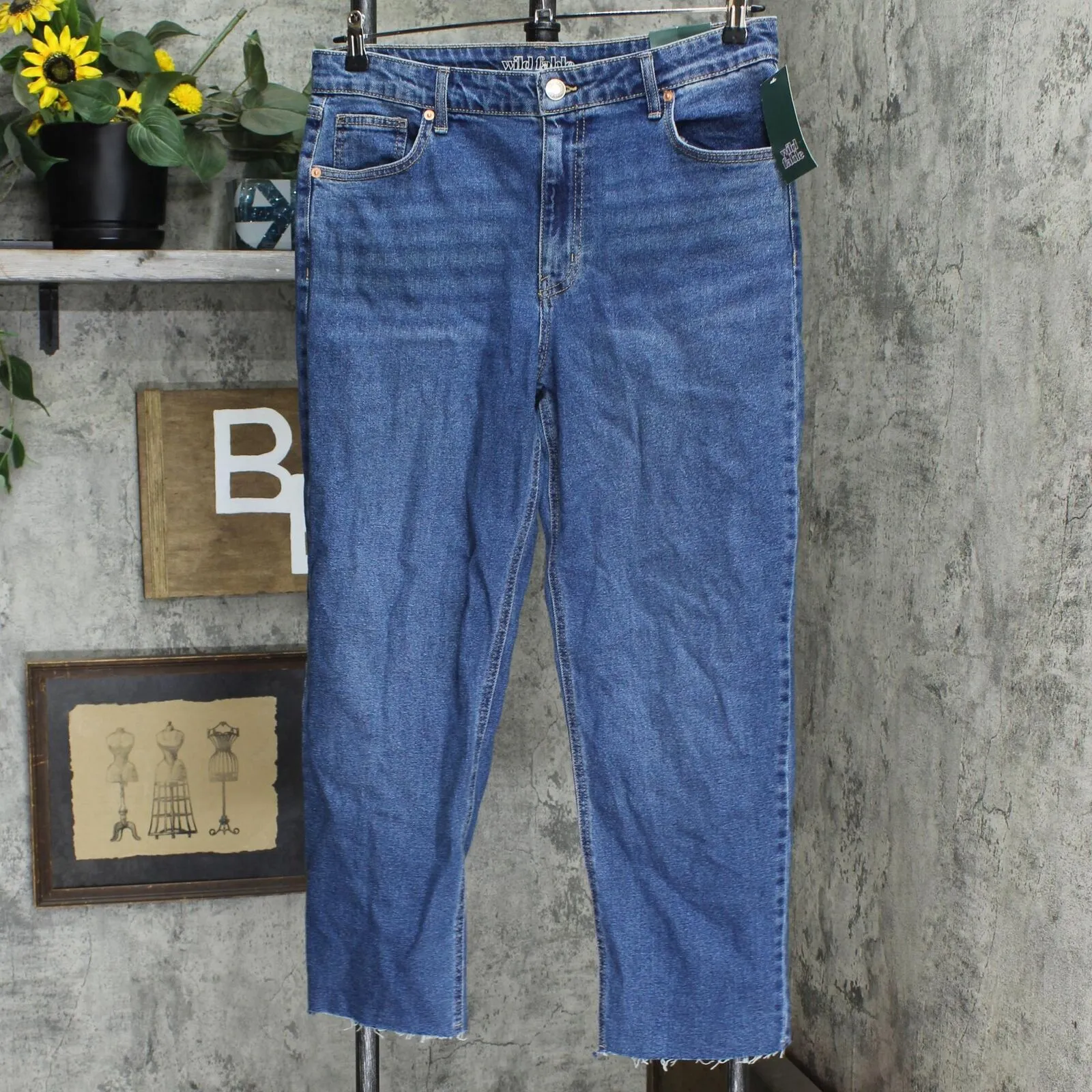 Wild Fable Women's High-Rise Straight Leg Ankle Length Jeans 77432610