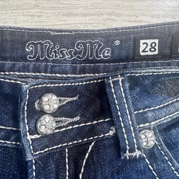 Women’s Miss Me jeans size 28x33