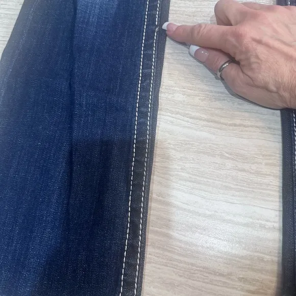 Women’s Miss Me jeans size 28x33