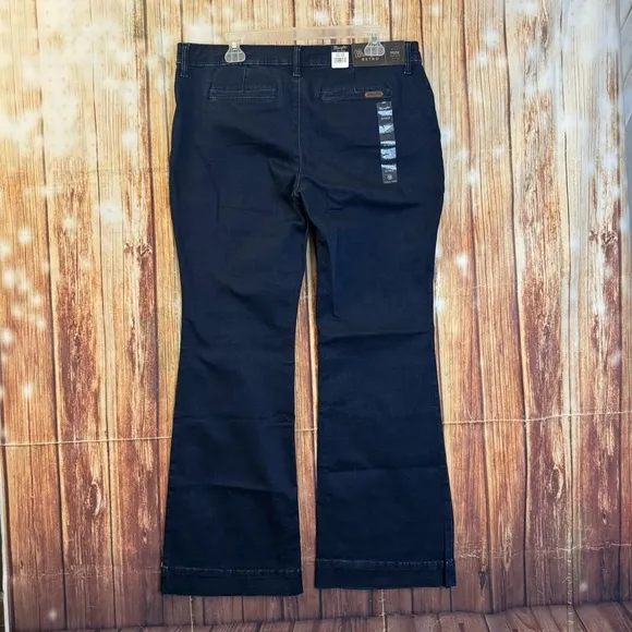Wrangler Retro Women’s Mae Mid-Rise Wide Leg Trouser Denim Jeans Size 15/16