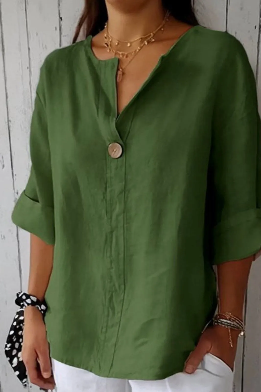 Yara - Relaxed Chic Blouse