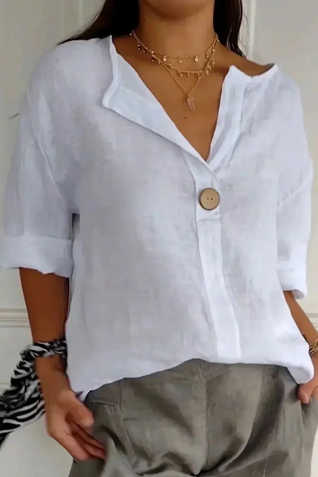 Yara - Relaxed Chic Blouse