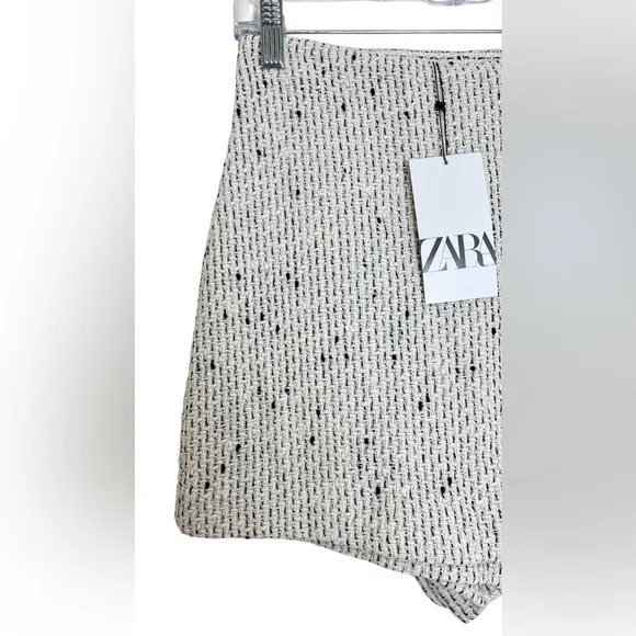 ZARA NWT mini skirt size S